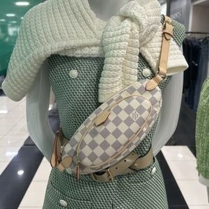 Damier Azur signature, the Keepit bumbag